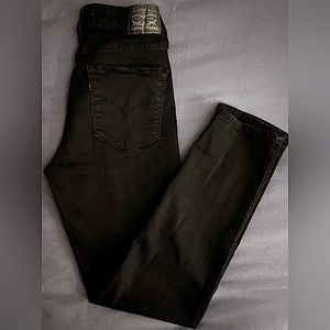 EUC~Levi’s 721 High Rise Skinny Jeans